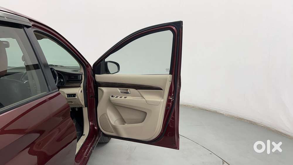 Maruti Suzuki Ertiga Vxi At, 2019, Petrol