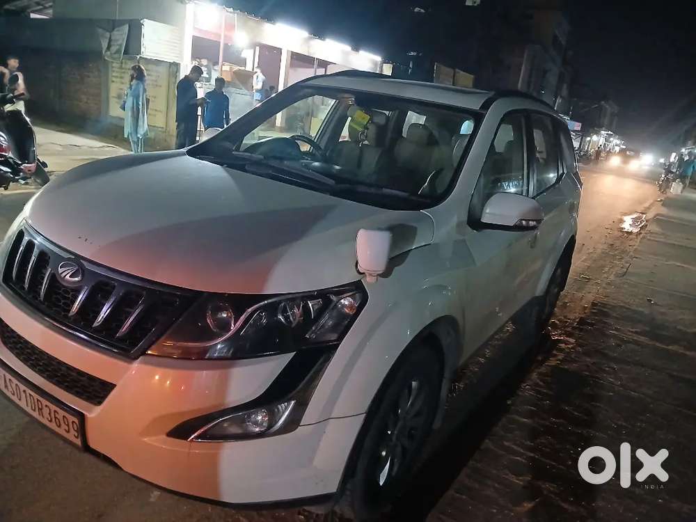 Mahindra Xuv500 2018 Diesel 130000 Km Driven