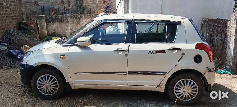 Maruti Suzuki Swift 2009 Diesel 185000 Km Driven In Khawasa