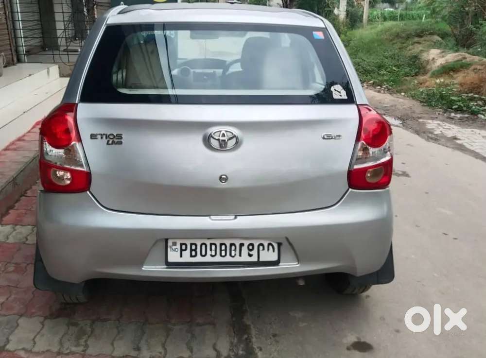Toyota Etios Liva 2014 Diesel Well Maintained