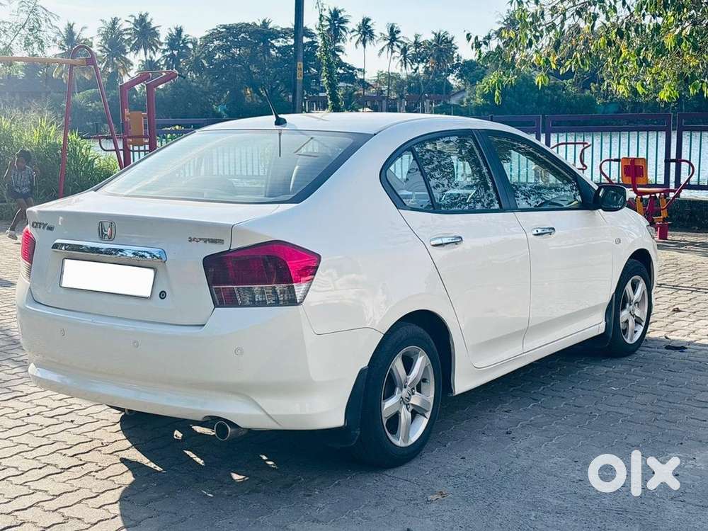 Honda City At