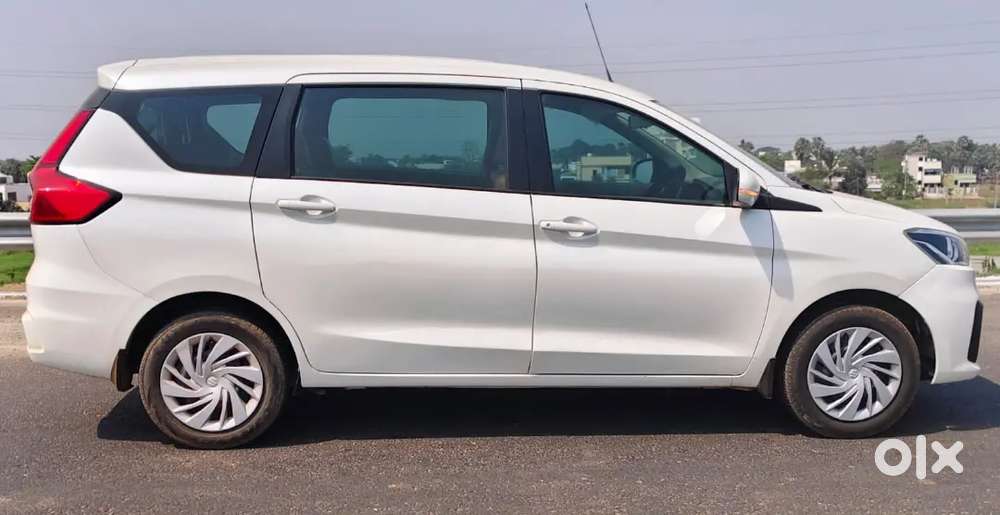 Maruti Suzuki Ertiga 2022 Cng & Hybrids 140000 Km Driven