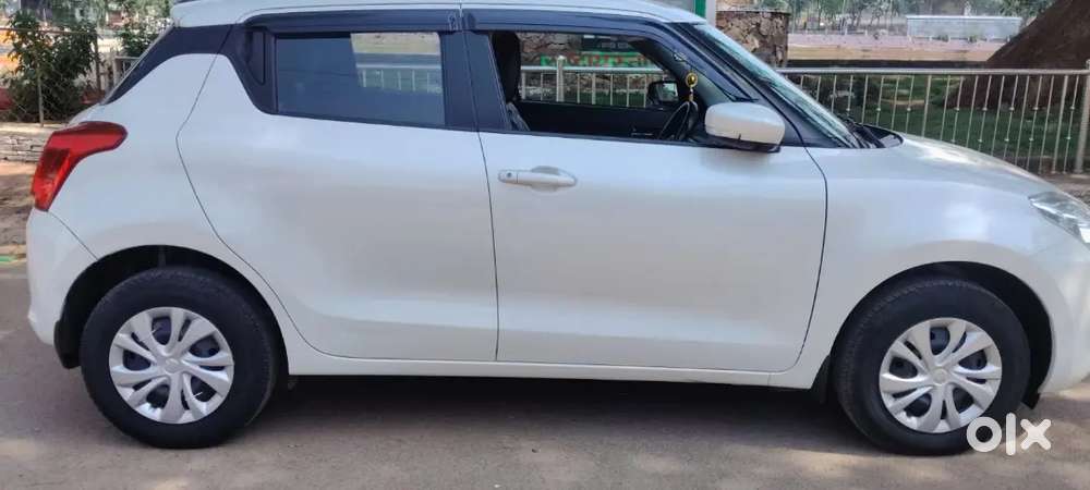 Swift Vxi 2023 Sale Rs.5,90,000 (running 64000km.)