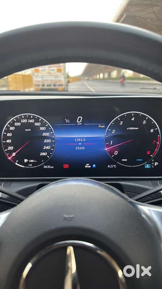 Mercedes-benz C-class 2024 (black)