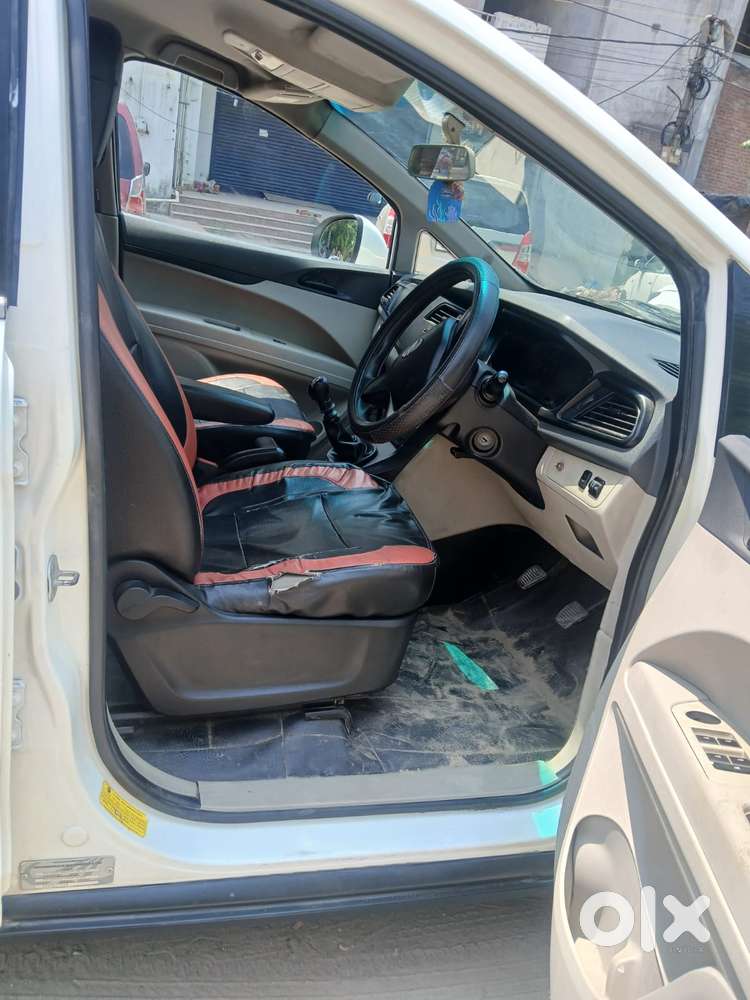 Mahindra Marazzo M2, 2019, Diesel