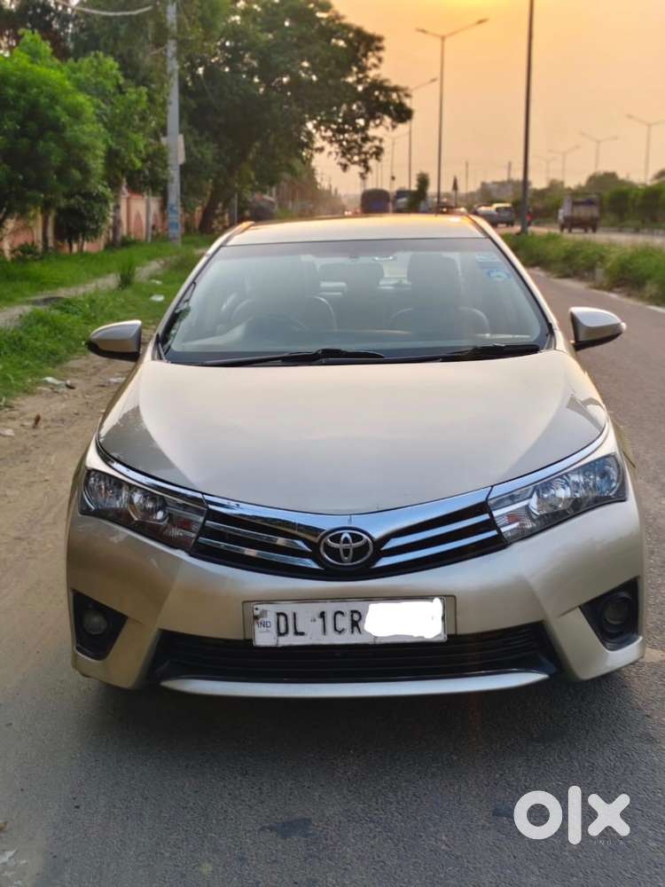 Toyota Corolla Altis 2016