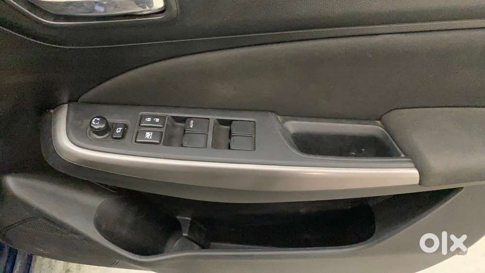 Maruti Suzuki Swift Zxi Plus, 2021, Petrol