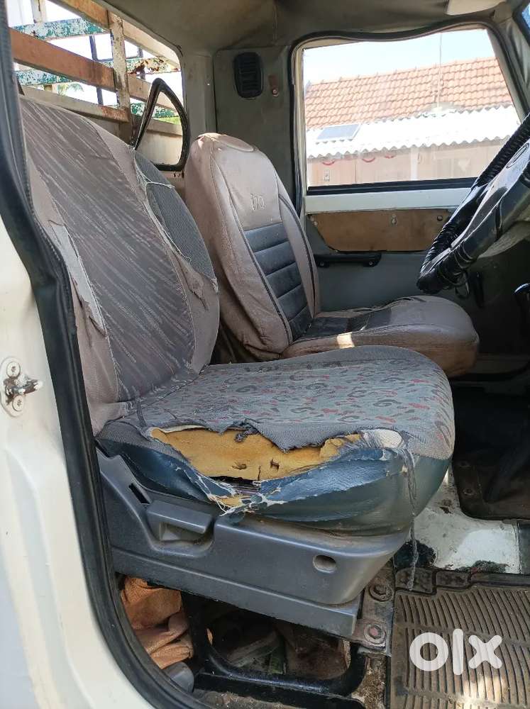 Mahindra Maxx Pik Up 2012