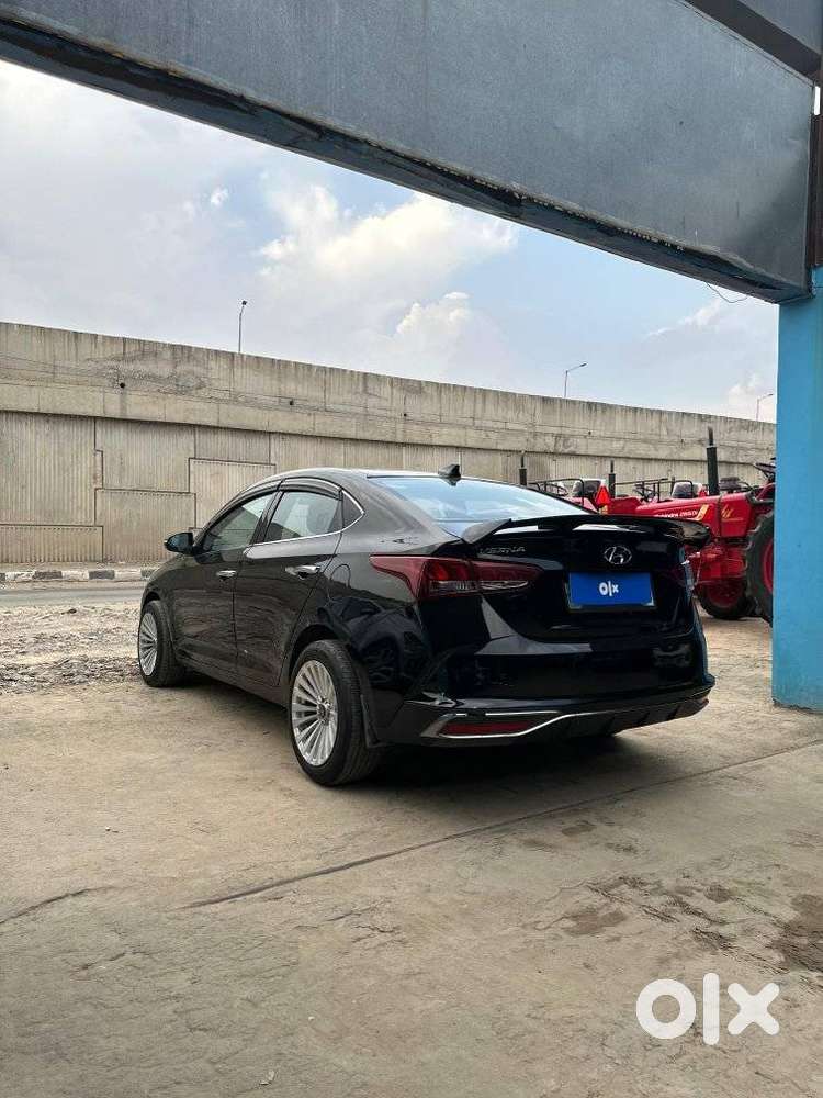 Hyundai Verna, 2023, Petrol
