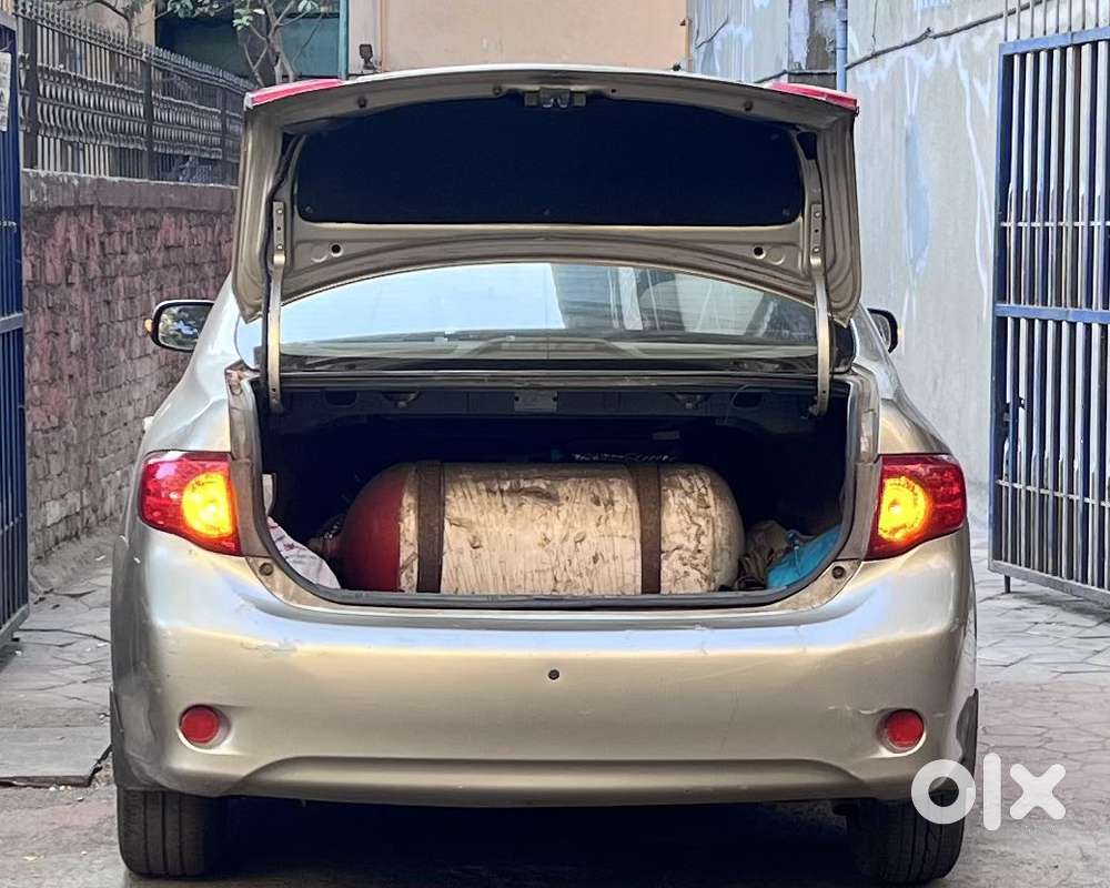 Toyota Corolla Altis 1.8 J Cng, 2009, Cng & Hybrids