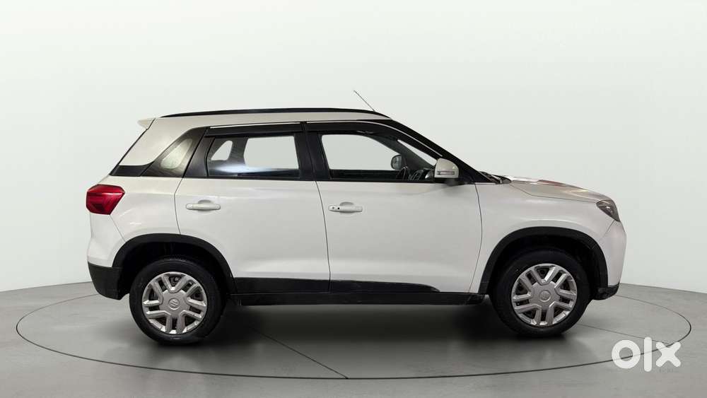 Maruti Suzuki Vitara Brezza 1.5 Vxi At, 2021, Petrol