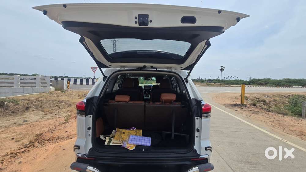 Toyota Innova Hycross 2023