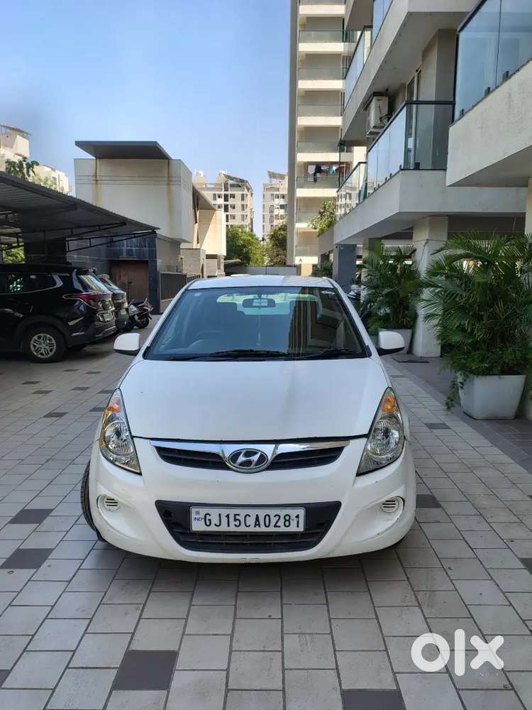 I20 Magna Petrol+cng