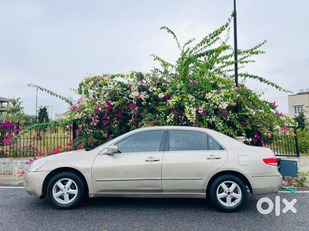 Honda Accord 2004 Automatic