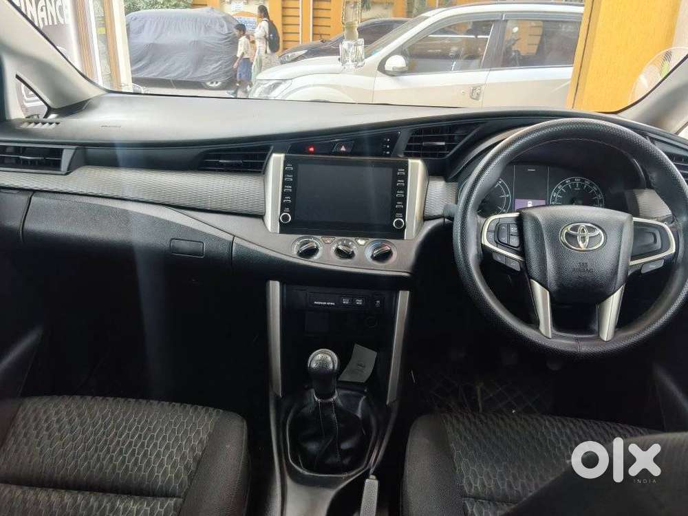 Toyota Innova Crysta 2.4 G Mt, 2022, Diesel