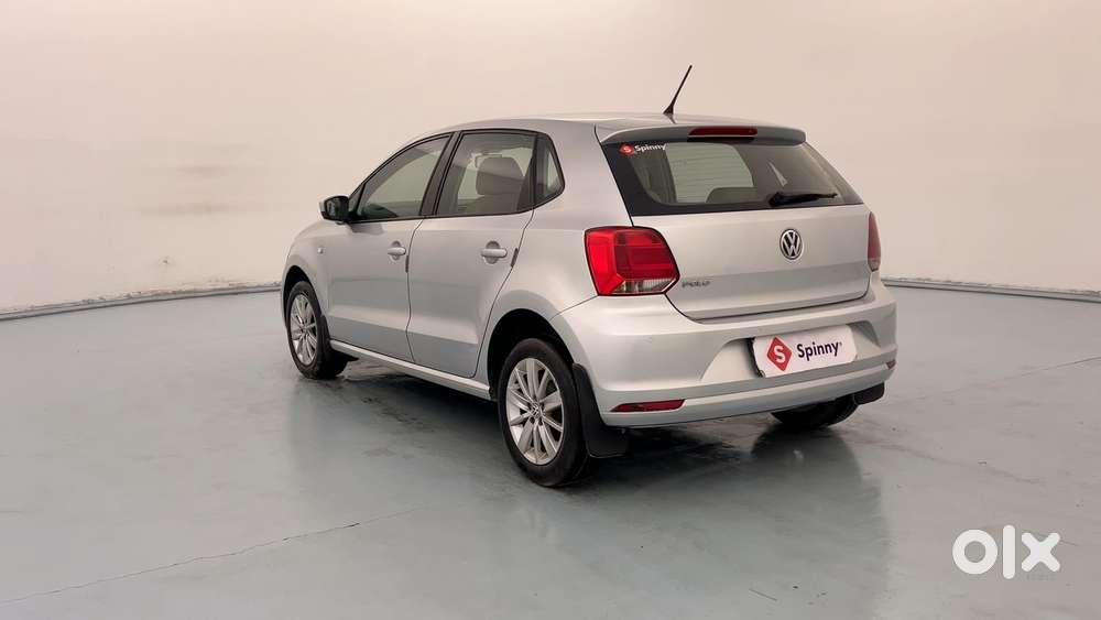 Volkswagen Polo Petrol Highline 1.2l, 2015, Petrol