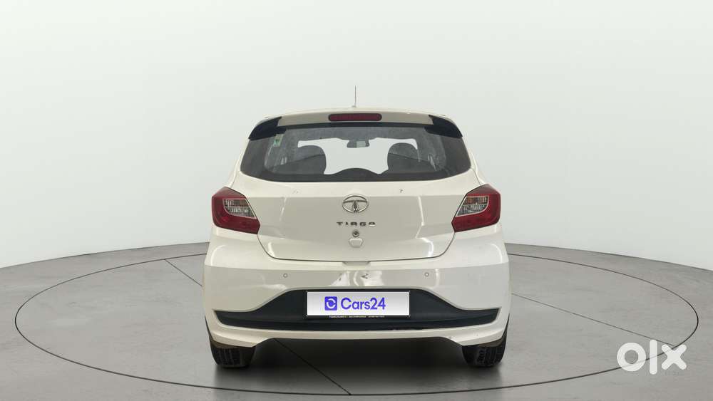 Tata Tiago 1.2 Revotron Xt, 2022, Petrol