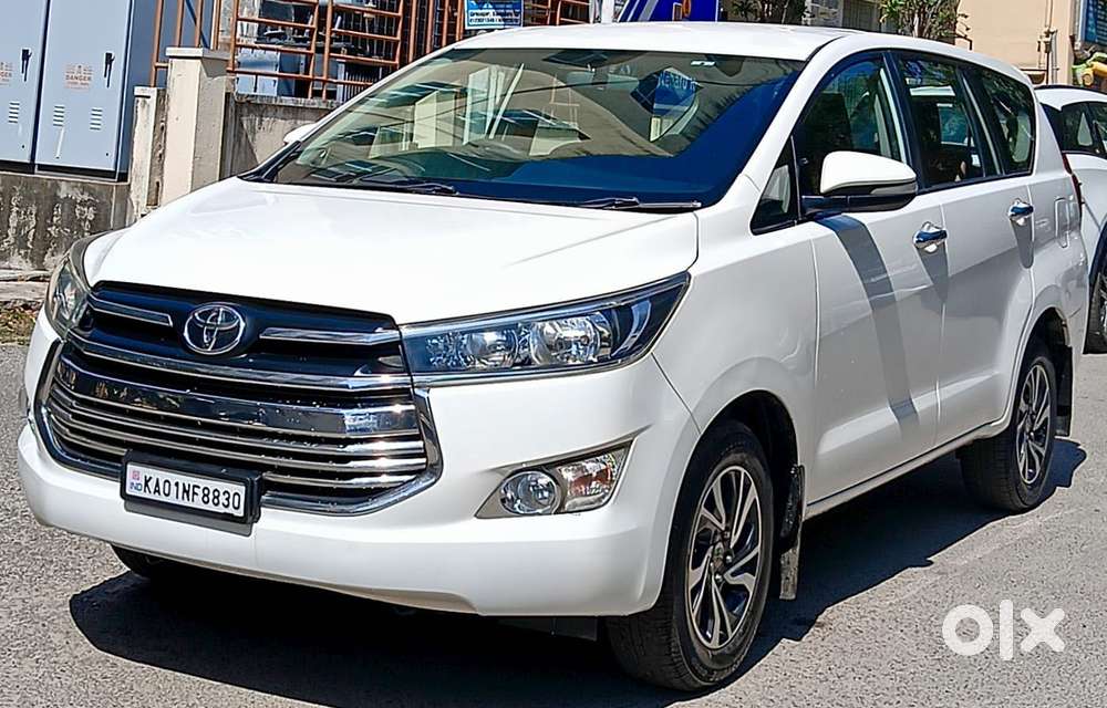 Toyota Innova Crysta 2.4 G Mt, 2016, Diesel