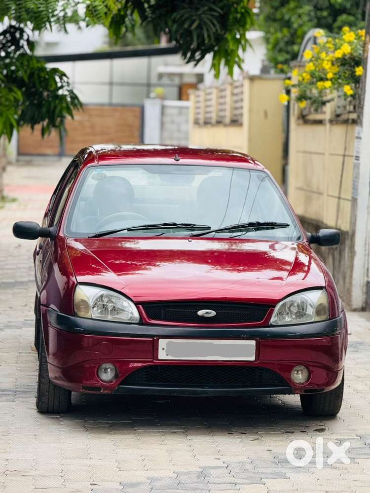 Ford Ikon Petrol 2005