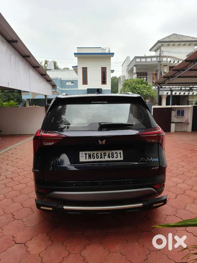 Mahindra Xuv700 2023 Petrol 10000 Km Driven