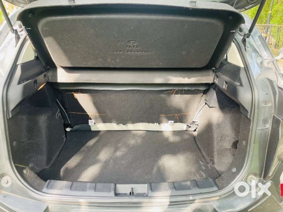 Tata Nexon Creative Plus S 1.2 Revotron Petrol 6 Mt, 2023, Petrol