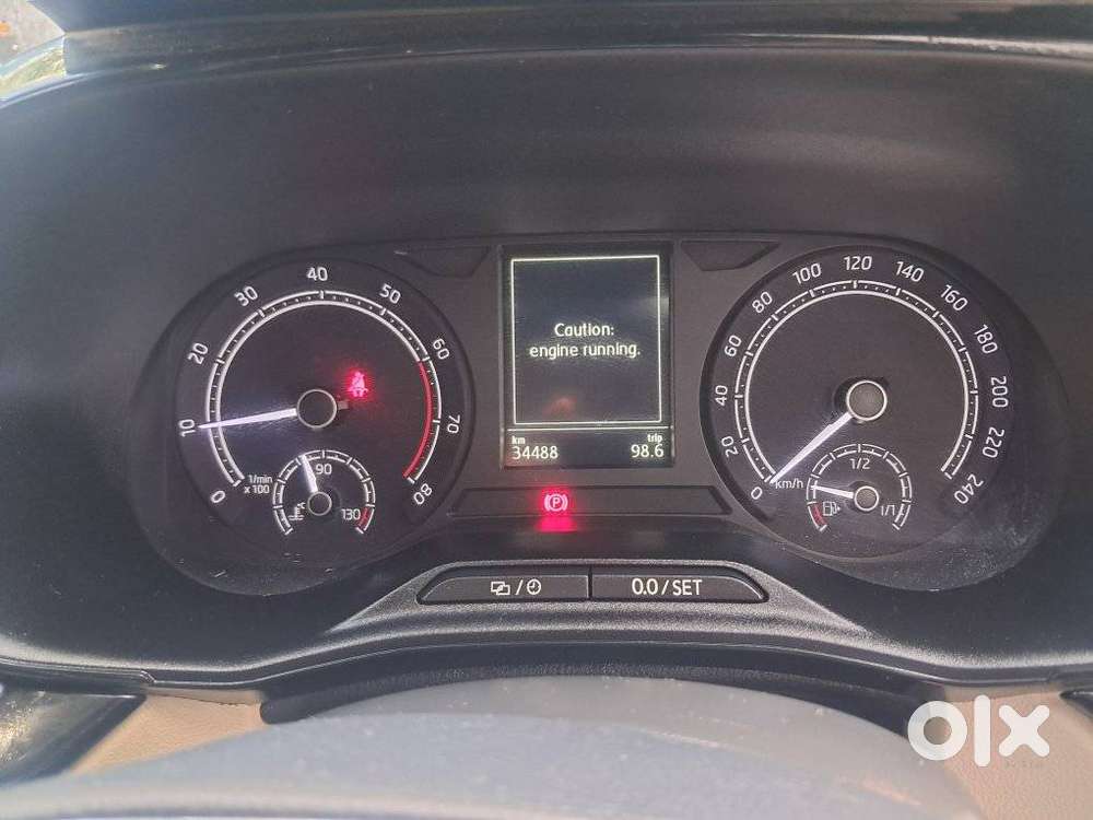 Skoda Slavia 1.0 Ambition Tsi At, 2023, Petrol