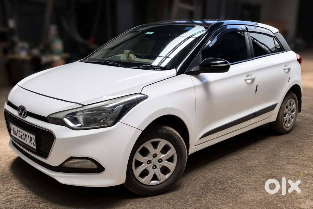 Hyundai Elite I20 2015 Petrol 122000 Km Driven For Urgent Sale