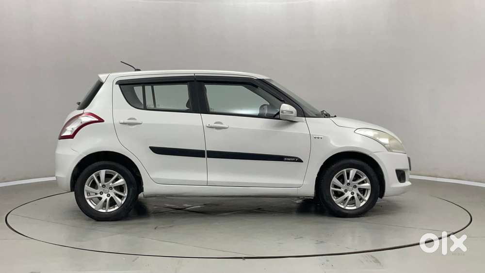 Maruti Suzuki Swift 1.3 Zxi, 2012, Petrol