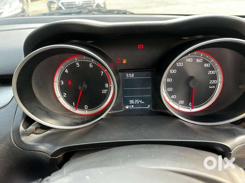 Maruti Suzuki Swift Vxi + Manual, 2020, Petrol