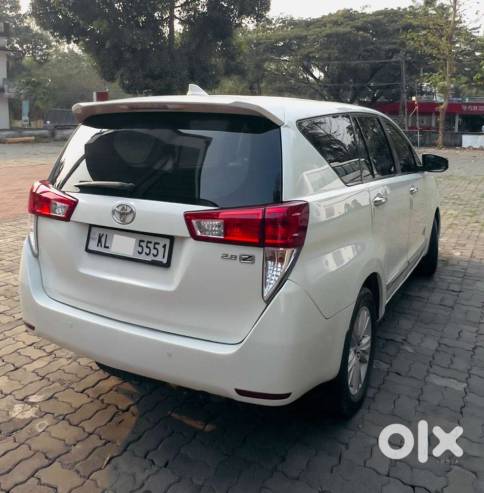 Toyota Innova Crysta 2018/6 2.8 Z At Diesel 105000 Km Driven