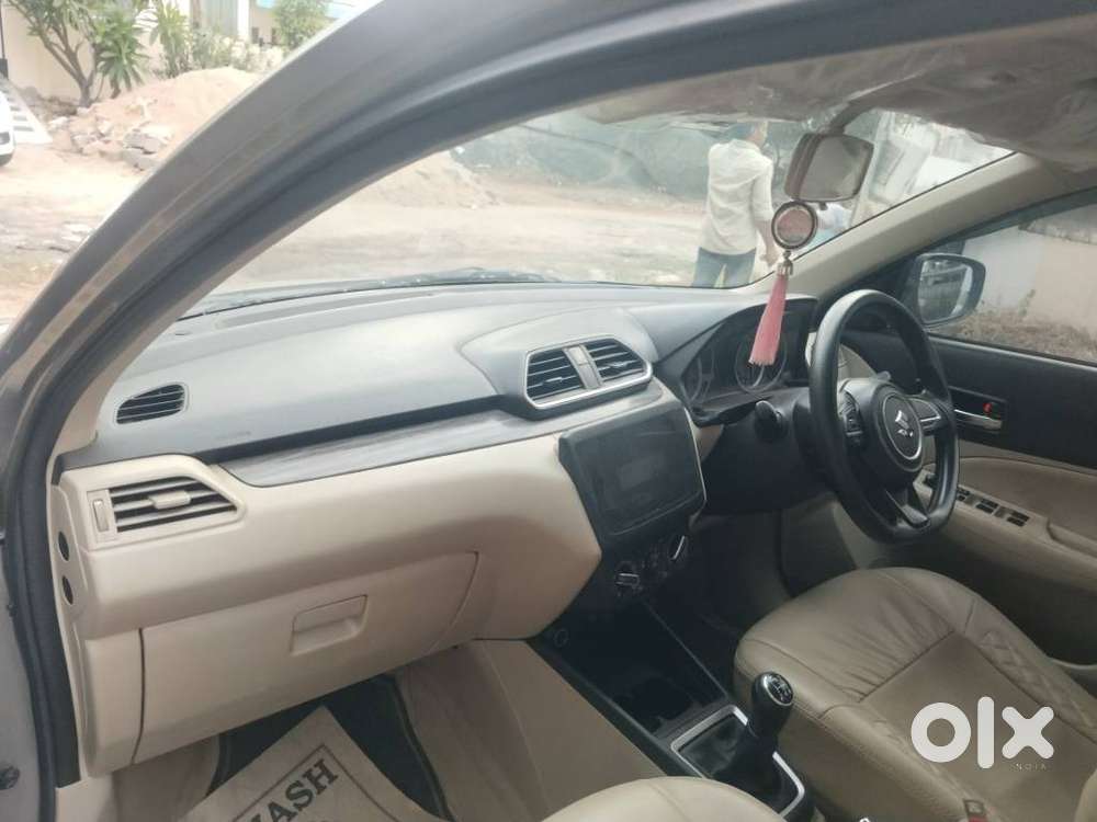 Maruti Suzuki Dzire 1.2 Vxi, 2022, Petrol