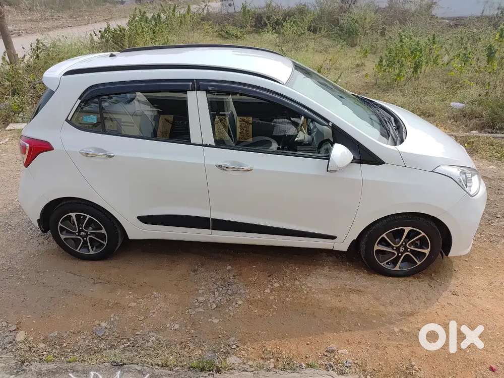 Hyundai Grand I10 2018 Diesel 88000 Km Driven. 2019 Nov Registration