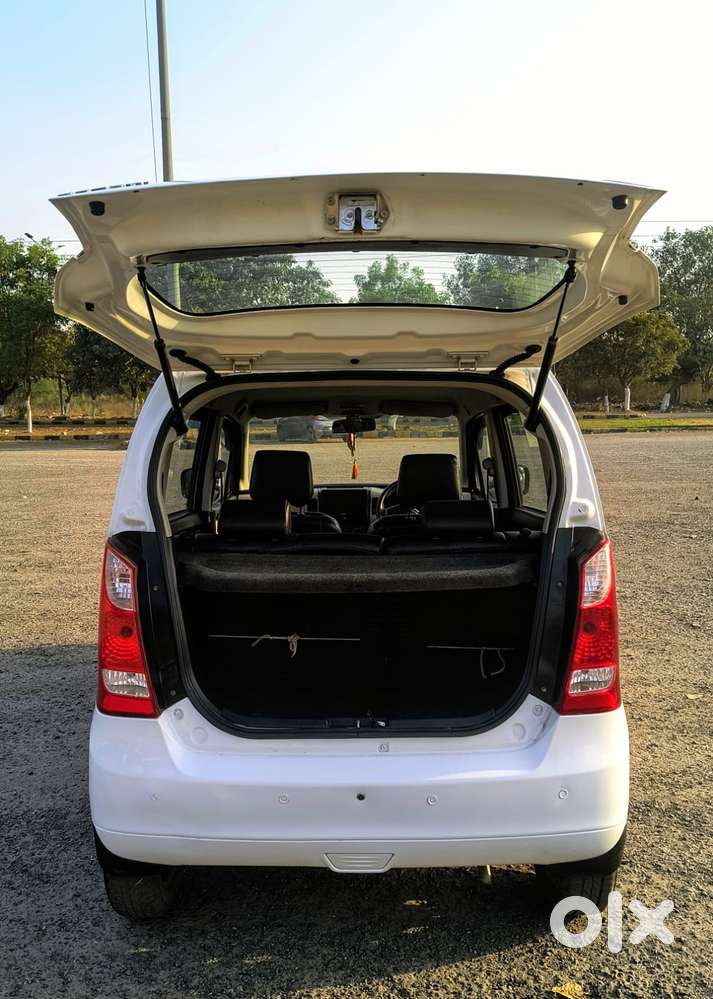Maruti Suzuki Wagon R 1.0 Vxi Ags, 2018, Petrol
