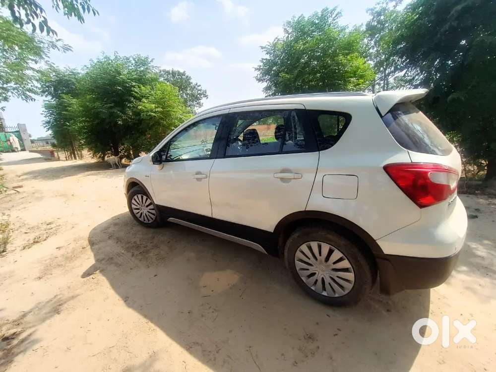 Maruti Suzuki S-cross 2016 Diesel 90555 Km Driven