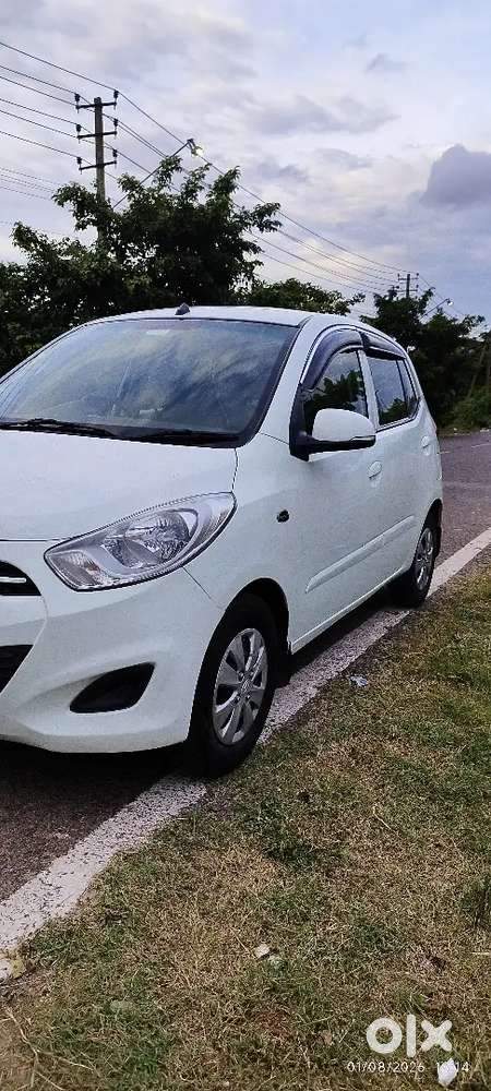 Hyundai I10 Sportz 2012