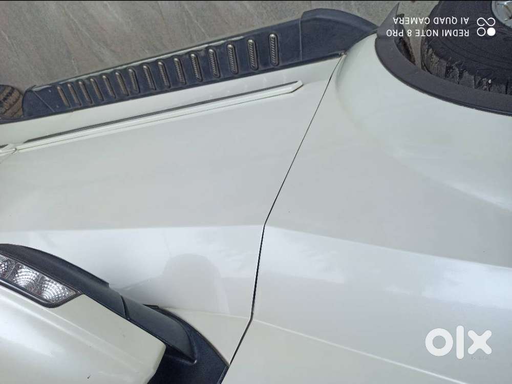 Mahindra Xuv 500 W10 Top Model Dec.2015model