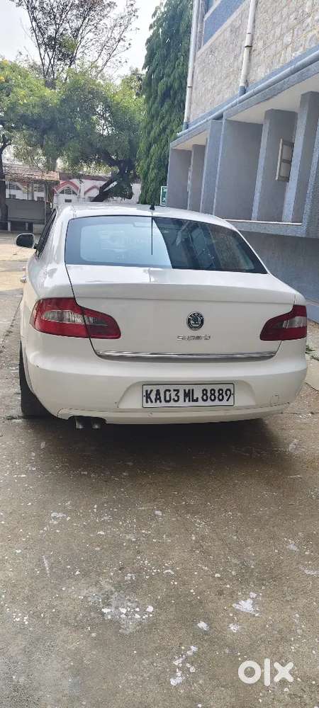 Skoda Superb Elegance At 2009