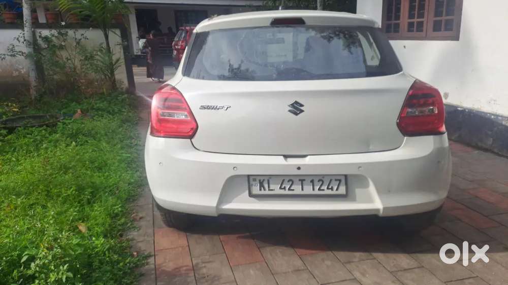 Maruti Suzuki Swift Lxi 2021