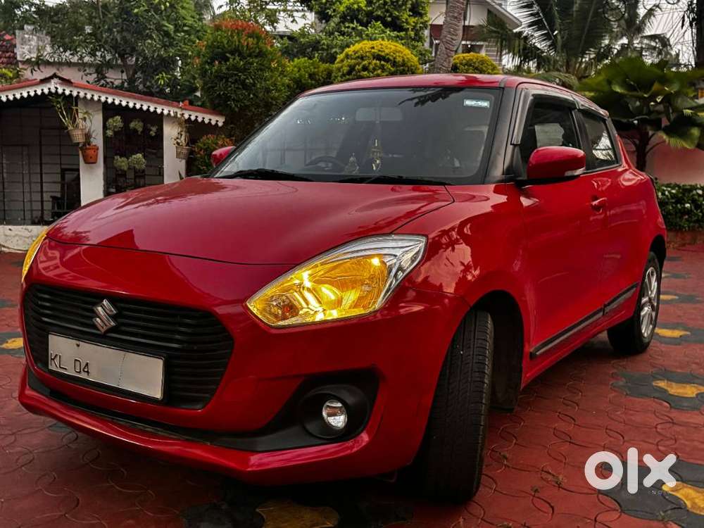 Maruti Suzuki Swift Zxi Amt (top Variant) – 2018 (nov)  Automatic  E
