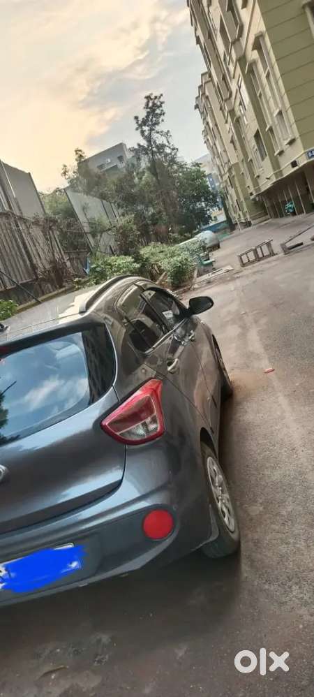 Hyundai I10 2018 Petrol 63000 Km Driven .. Registration 2019
