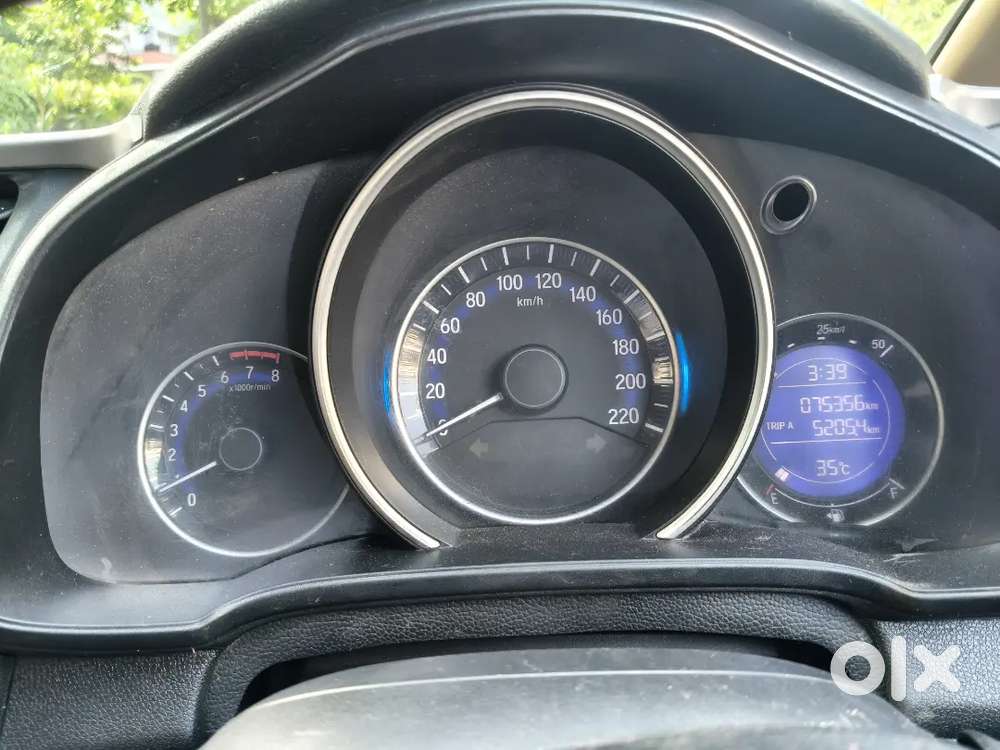 Honda Jazz - 2015 December Top Model Vmt