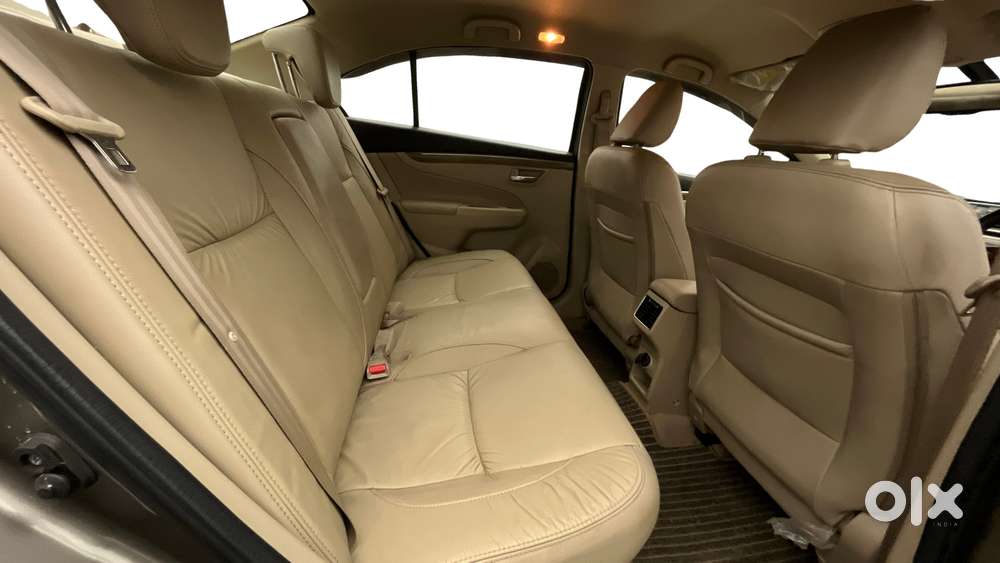 Maruti Suzuki Ciaz 1.5 Alpha Shvs Petrol, 2021, Petrol