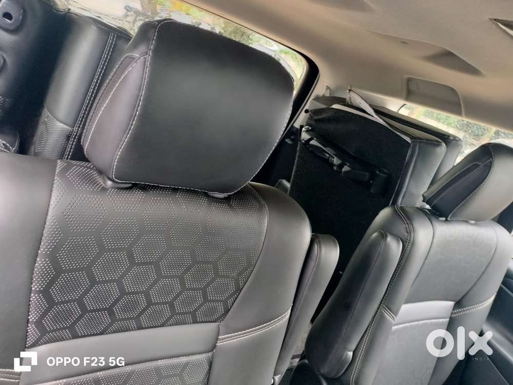 Toyota Innova Crysta 2.4 G Plus Mt 7 Str, 2024, Diesel