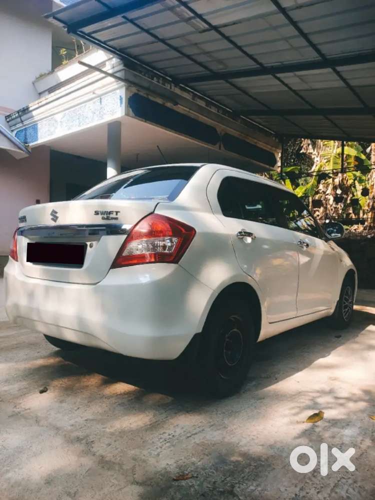 Power Steering,power Window(front),central Locking,dual Airbag