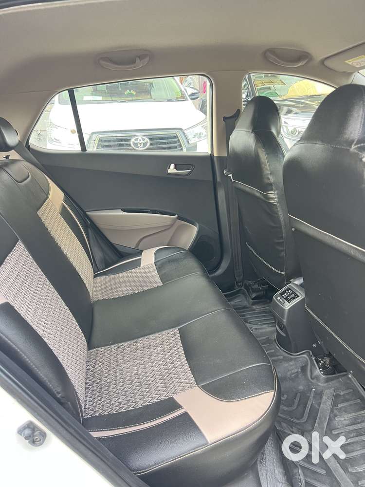 Hyundai Grand I10 Asta Automatic 1.2 Kappa Vtvt, 2016, Petrol