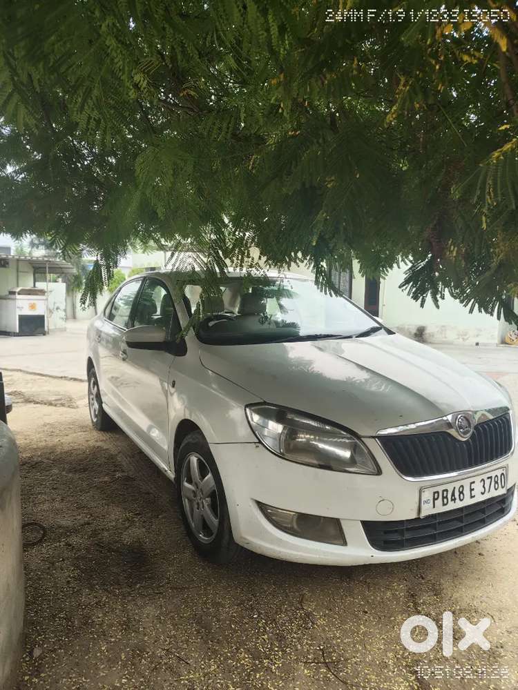 Skoda Rapid 1.5 Active 2014