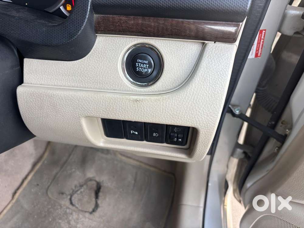 Maruti Suzuki Dzire 1.2 Zxi, 2017, Petrol