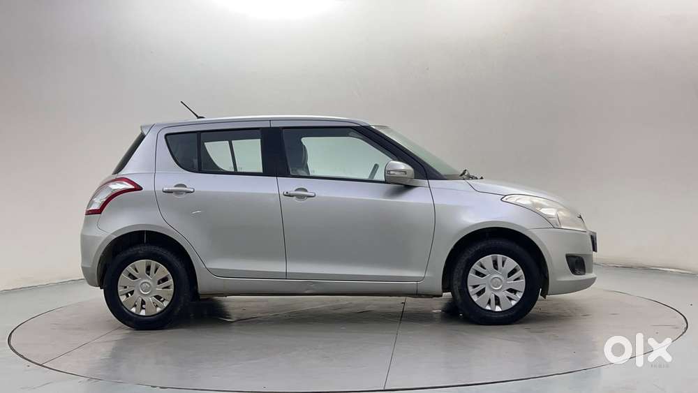 Maruti Suzuki Swift VVT VXI, 2013, Petrol