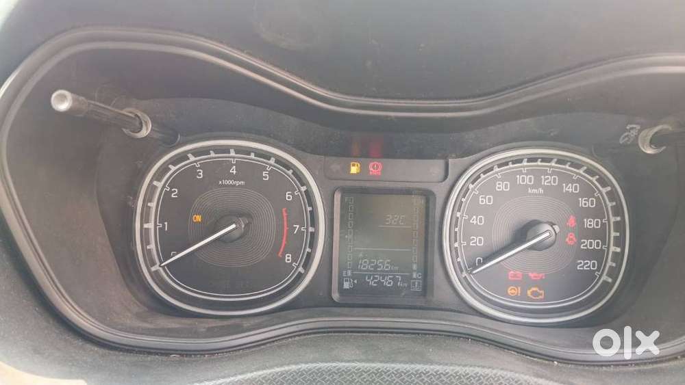 Maruti Suzuki Brezza Vxi At, 2022, Petrol