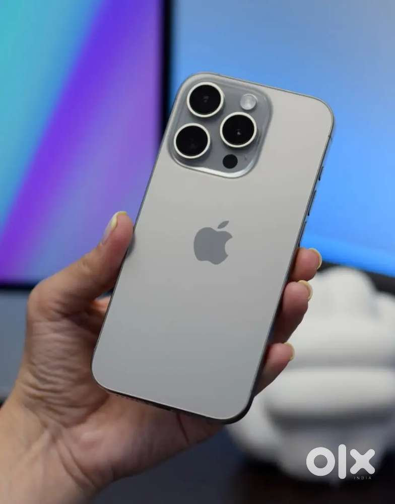 APPLE IPHONE 15 PRO BOX PACK AMAZING CONDITION BATTERY 100% CALL ME